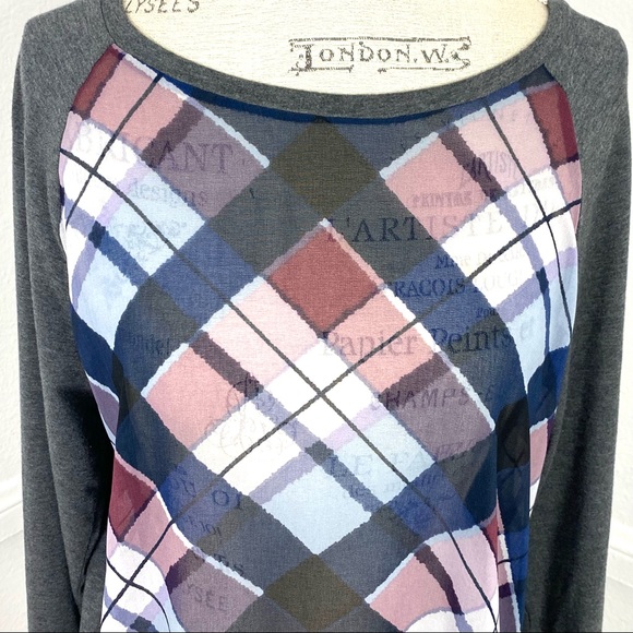 TWO VINCE CAMUTO SEMI-SHEER LONG SLEEVE ZIP TOP M - Picture 3 of 12